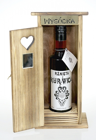 Wódka Kurnwica Rżnięta Kibelek 0,5L.